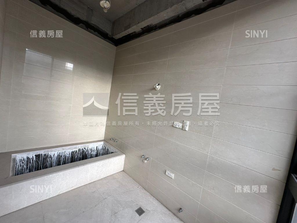 精銳霸氣大面寬豪墅房屋室內格局與周邊環境