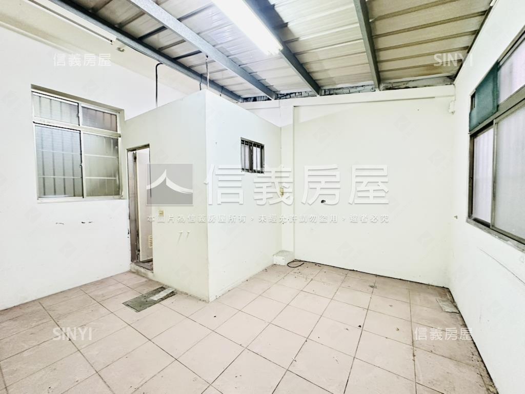 正東光園路綠園道臨路透天房屋室內格局與周邊環境