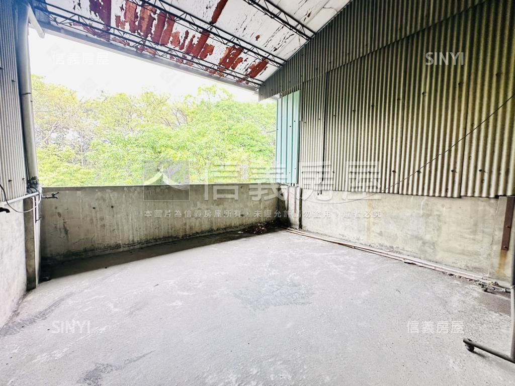 正東光園路綠園道臨路透天房屋室內格局與周邊環境