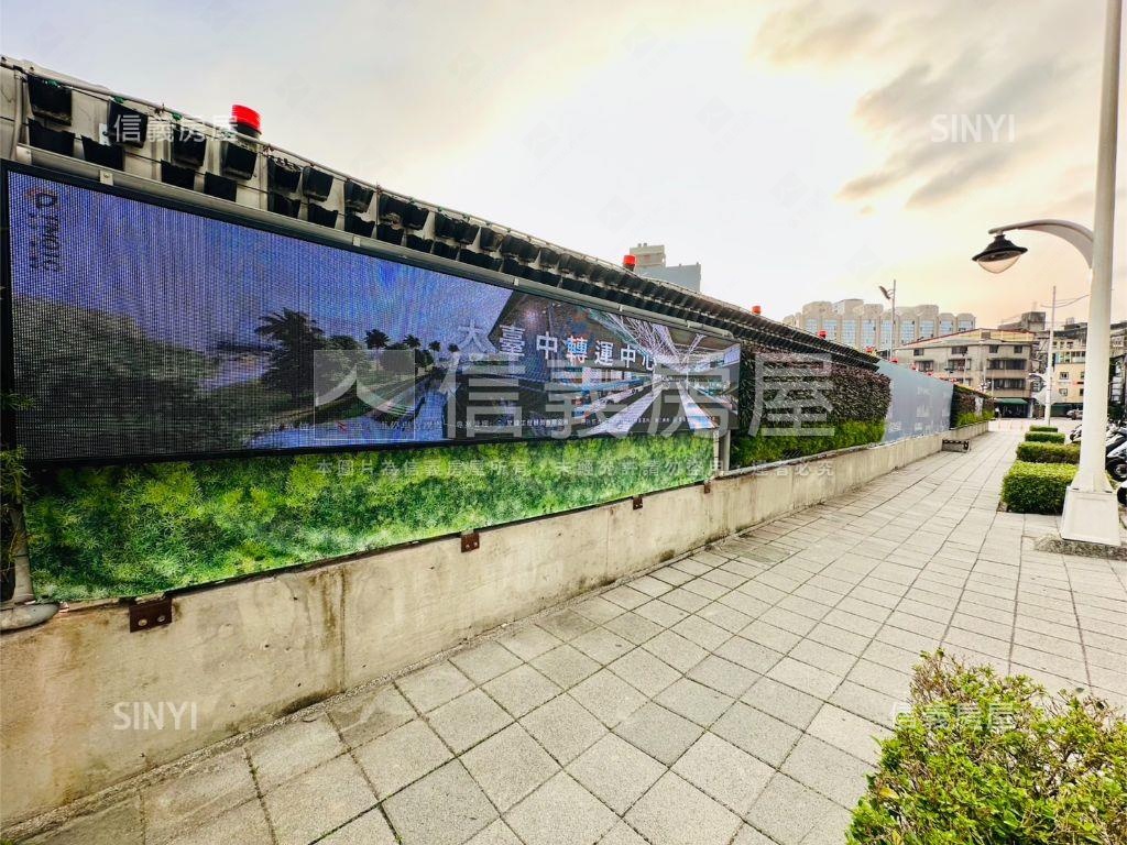 正東光園路綠園道臨路透天房屋室內格局與周邊環境