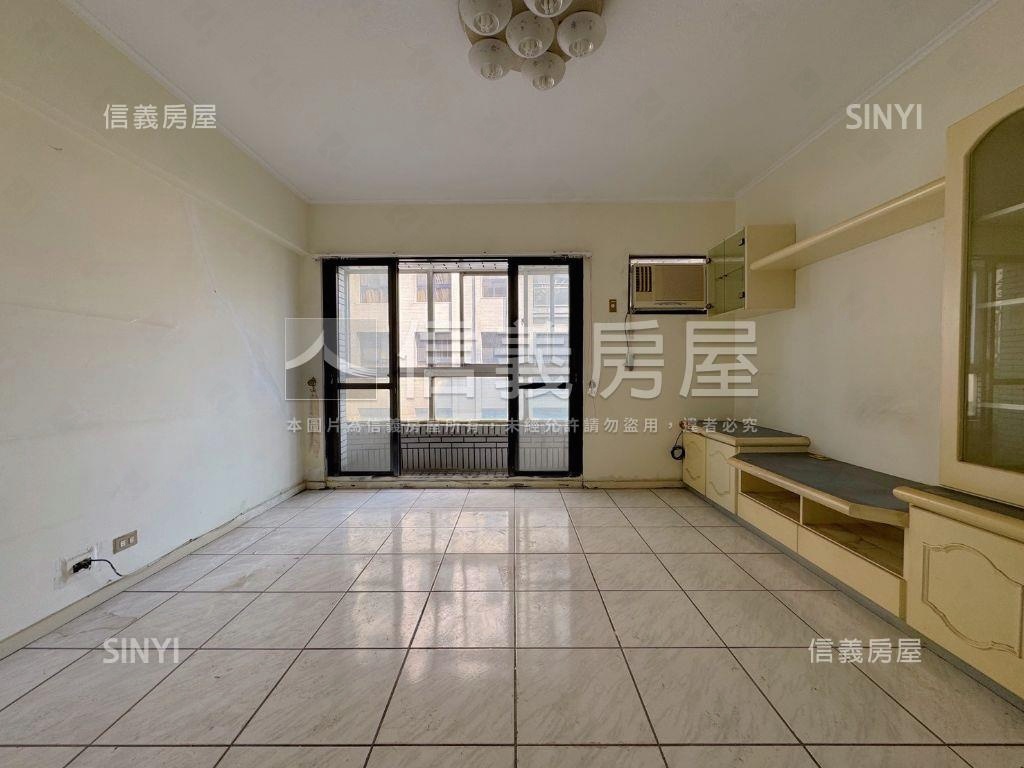 草悟道國泰高樓三房房屋室內格局與周邊環境