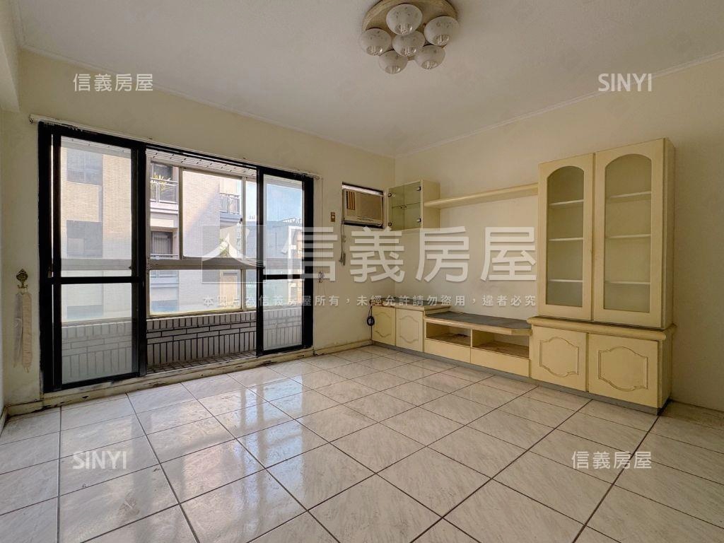 草悟道國泰高樓三房房屋室內格局與周邊環境