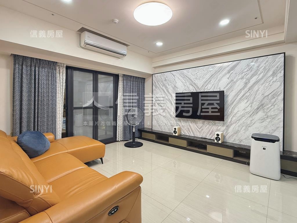 天森鳳山捷運三房平車房屋室內格局與周邊環境