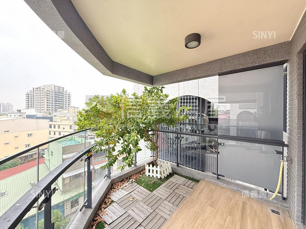 天森鳳山捷運三房平車房屋室內格局與周邊環境