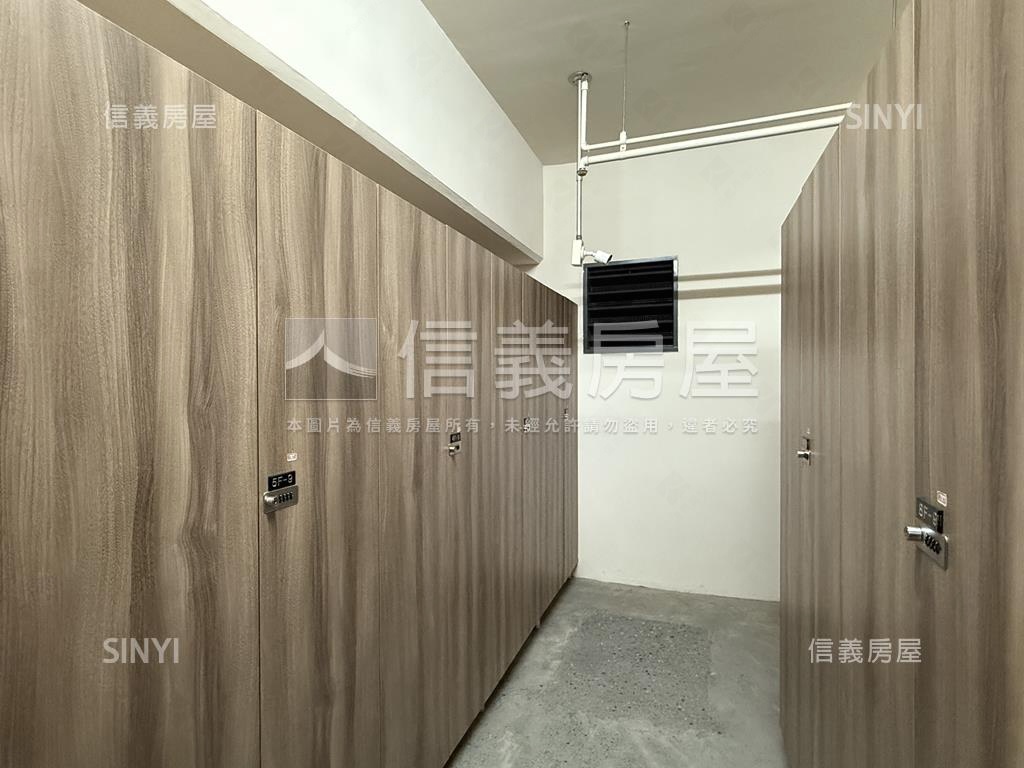 天森鳳山捷運三房平車房屋室內格局與周邊環境