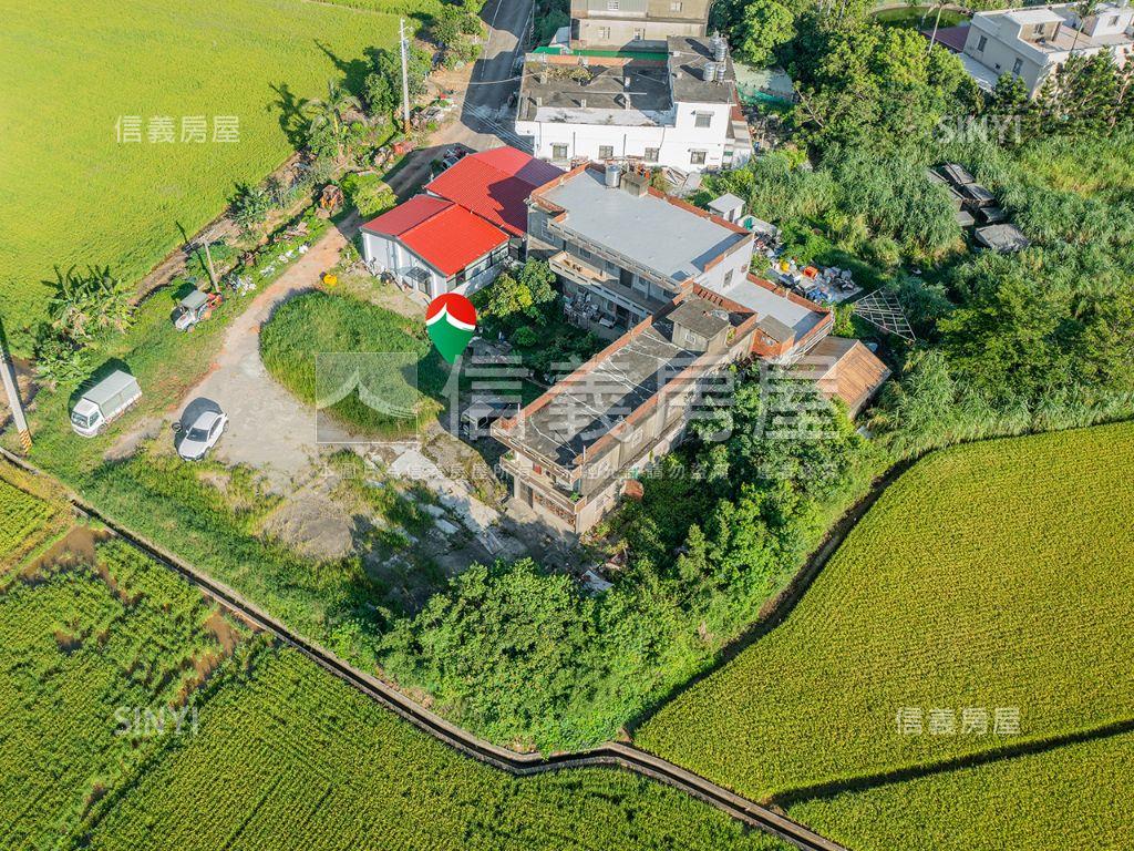 鄉村田園大坪土地房屋室內格局與周邊環境