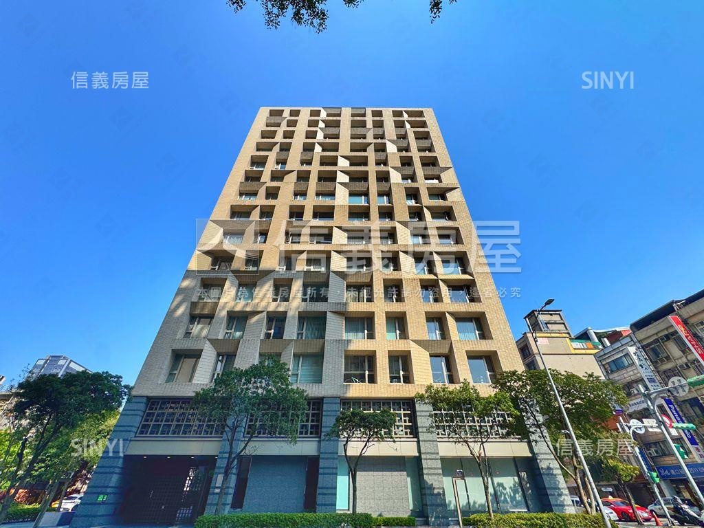 【忠泰明】樹蔭精緻雙車位房屋室內格局與周邊環境