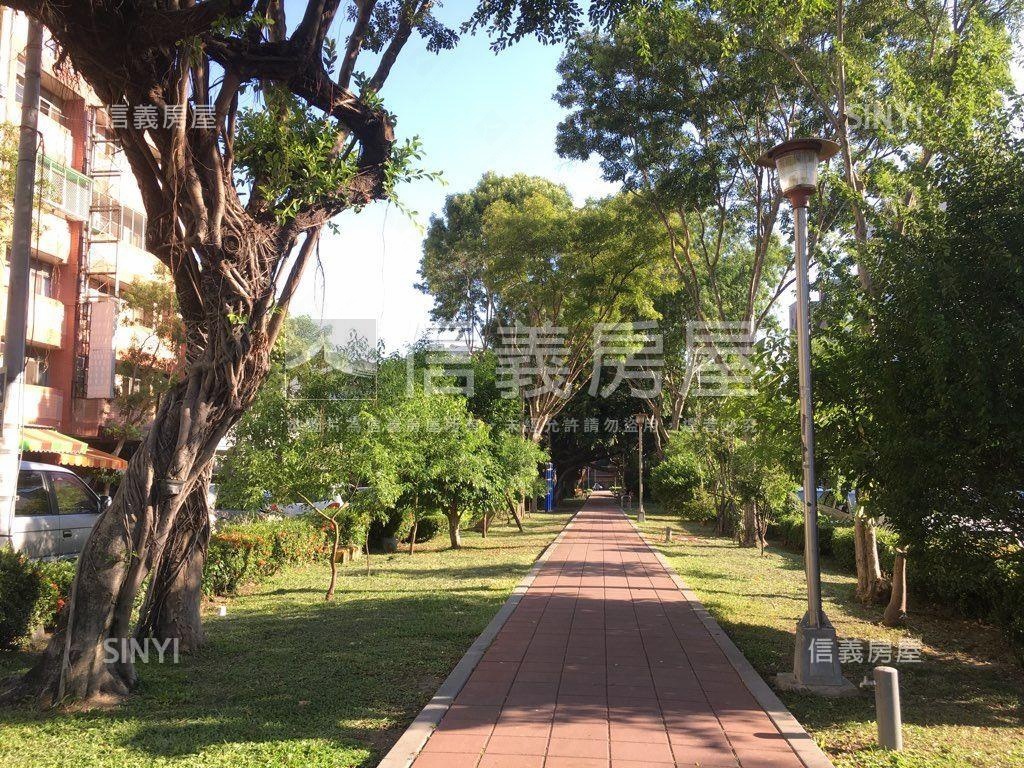 專任！迎翠稀有雙平車美屋房屋室內格局與周邊環境