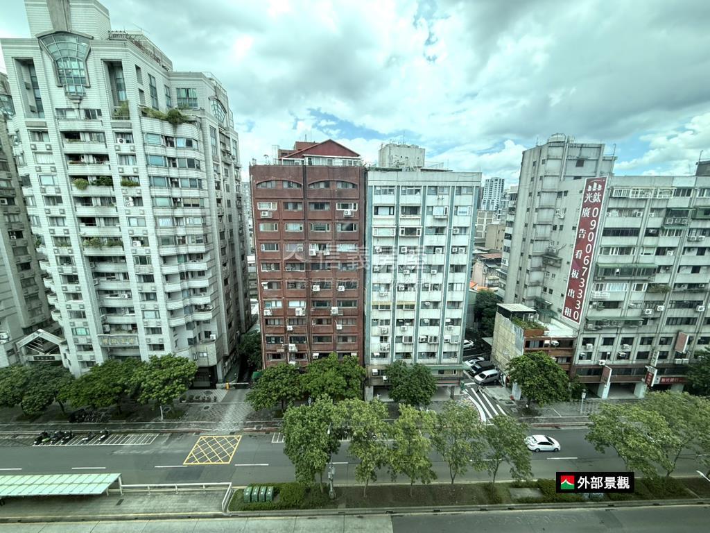 中正國中典菁品房屋室內格局與周邊環境