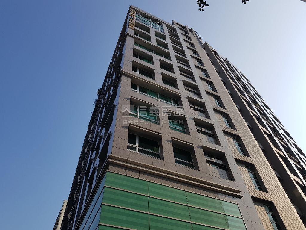 中正國中典菁品房屋室內格局與周邊環境