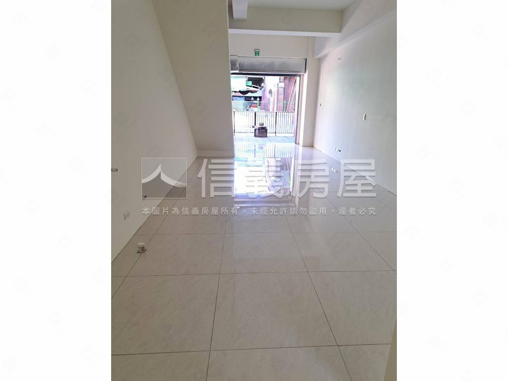 士林一品Ａ１新店面房屋室內格局與周邊環境