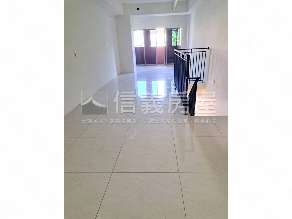 士林一品Ａ１新店面房屋室內格局與周邊環境