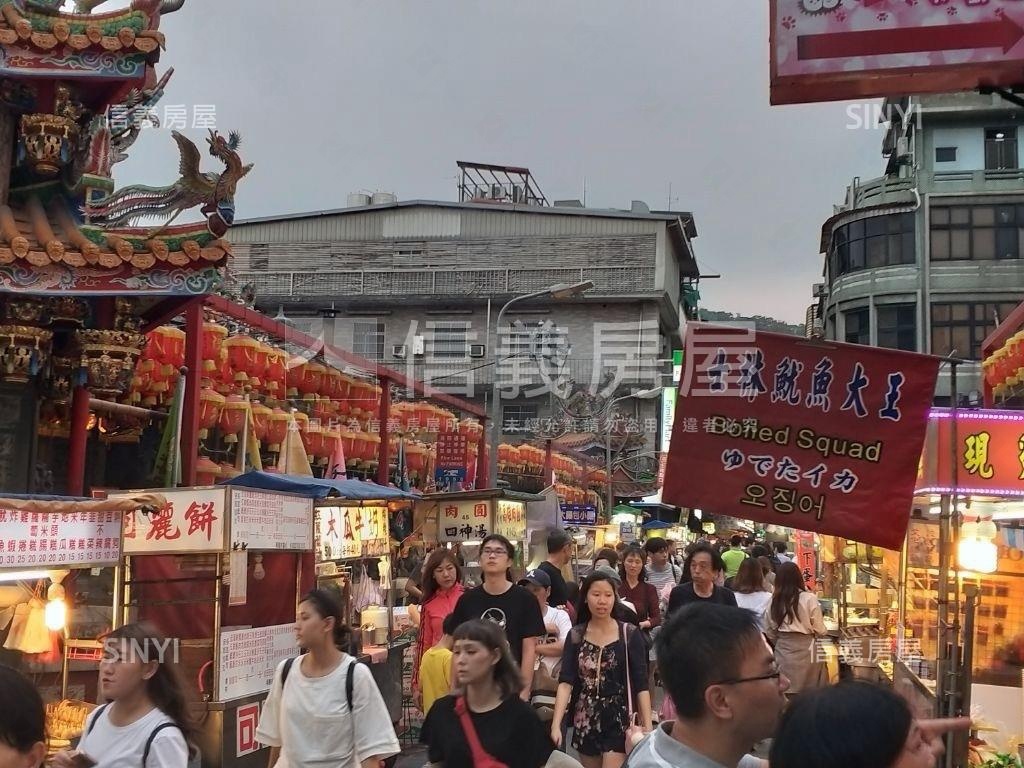 士林一品Ａ１新店面房屋室內格局與周邊環境