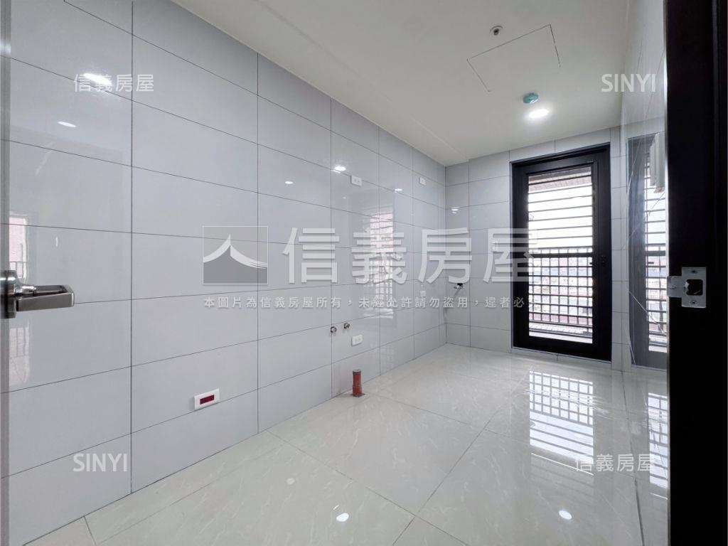 漢皇欽禾全新三房雙車位房屋室內格局與周邊環境