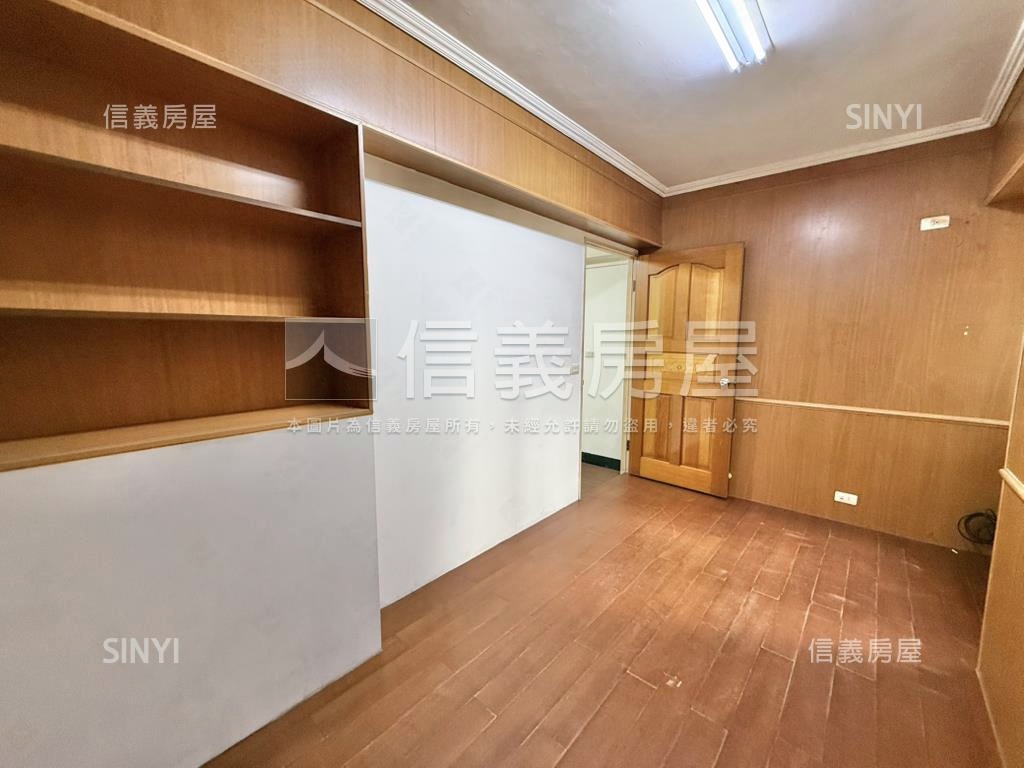 南屯孝親三房平車房屋室內格局與周邊環境