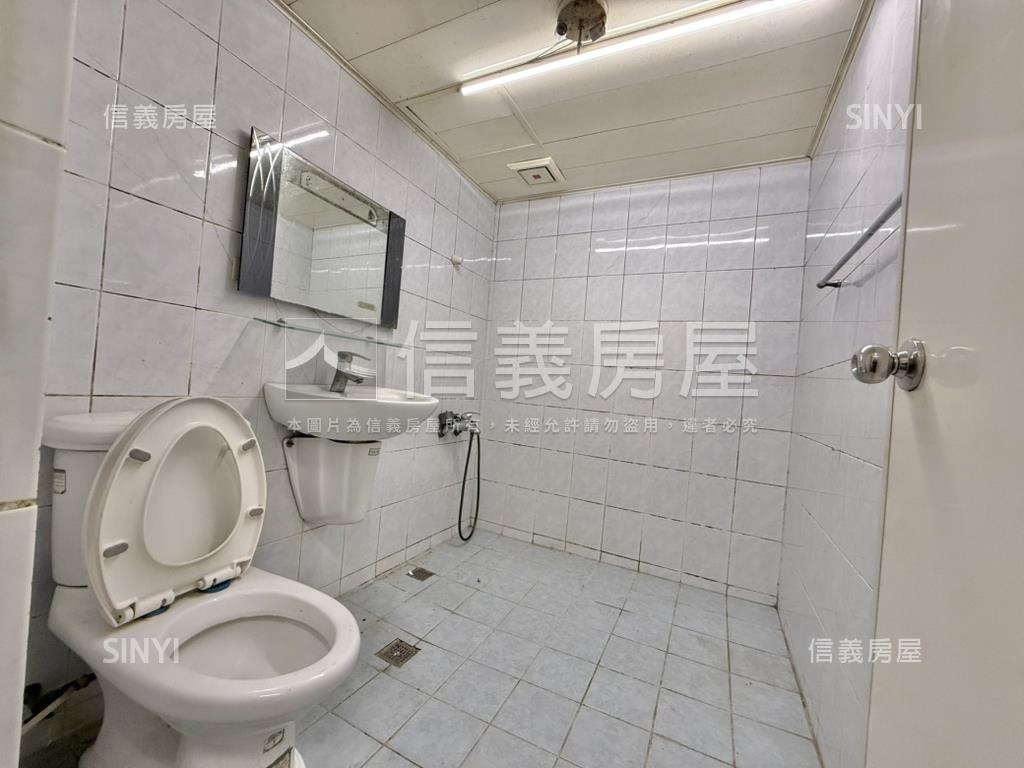 南屯孝親三房平車房屋室內格局與周邊環境