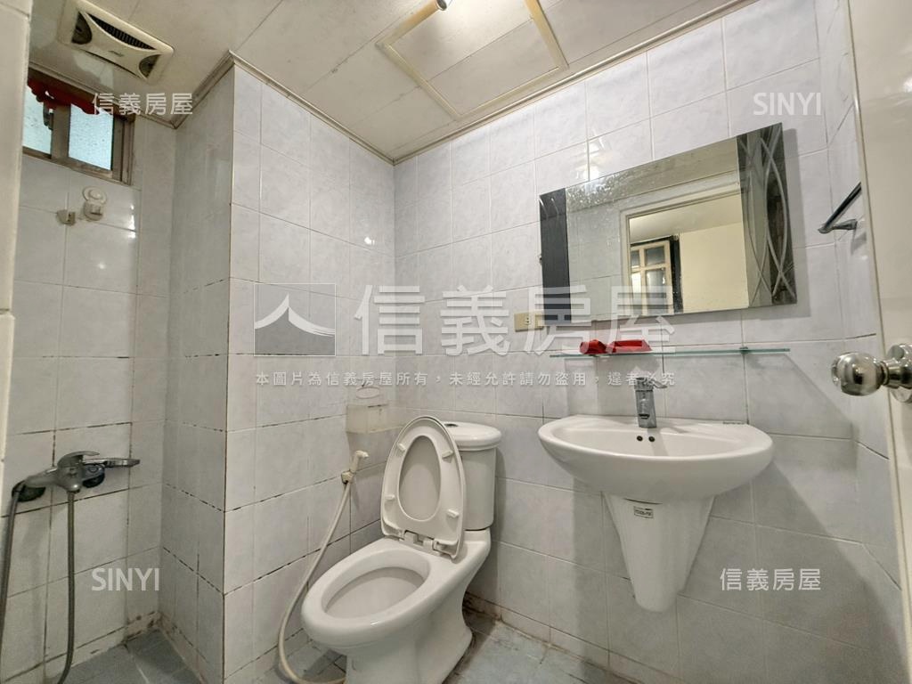 南屯孝親三房平車房屋室內格局與周邊環境