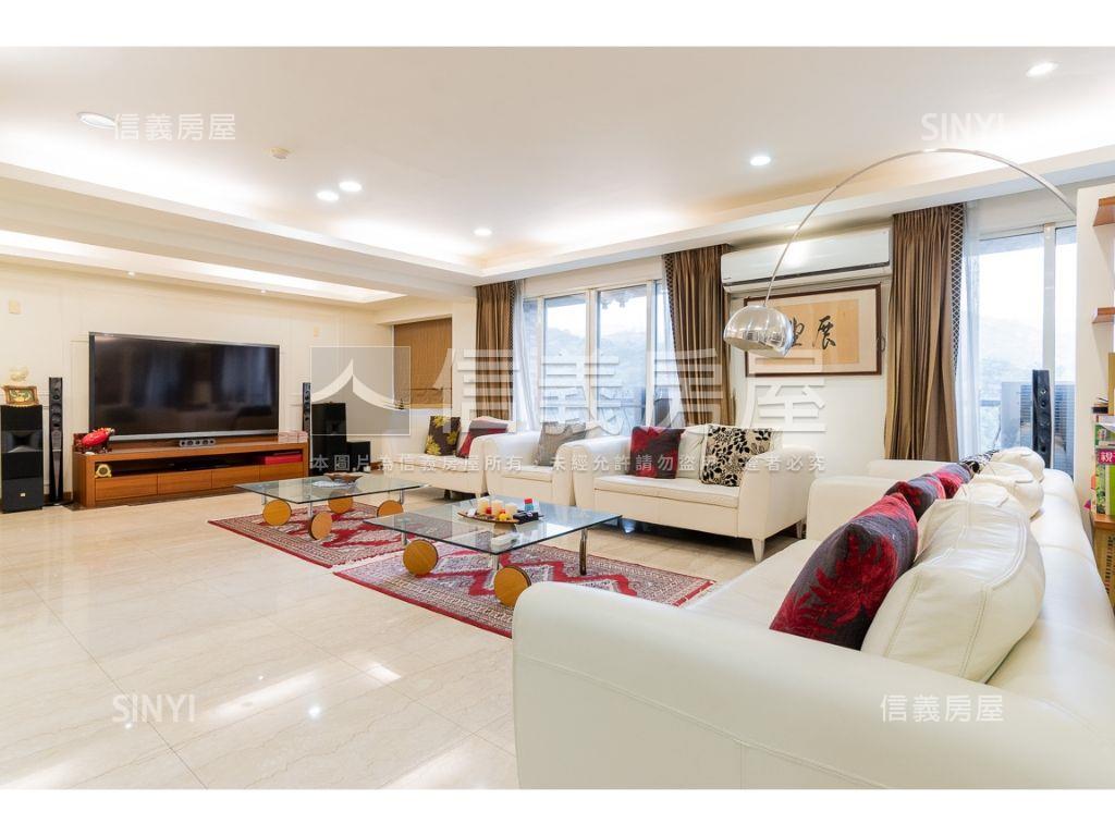 大安尊邸一整層四面環景房屋室內格局與周邊環境