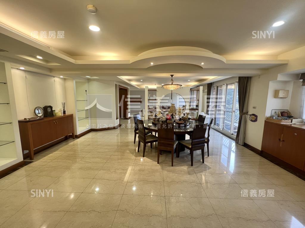 大安尊邸一整層四面環景房屋室內格局與周邊環境
