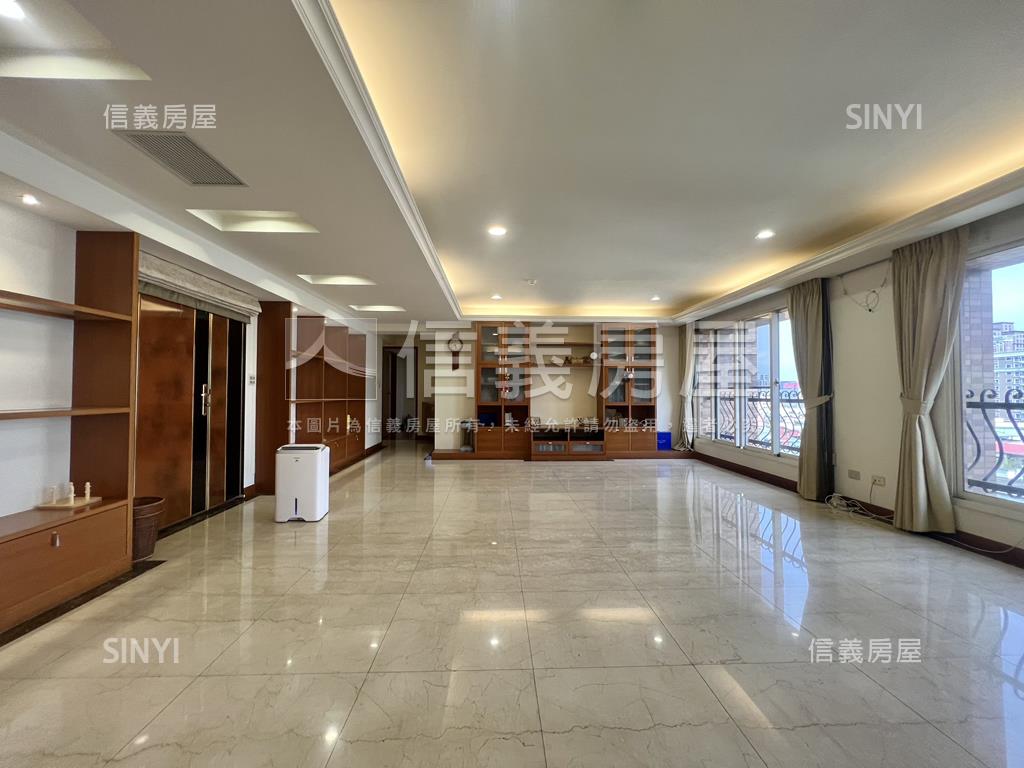 大安尊邸一整層四面環景房屋室內格局與周邊環境