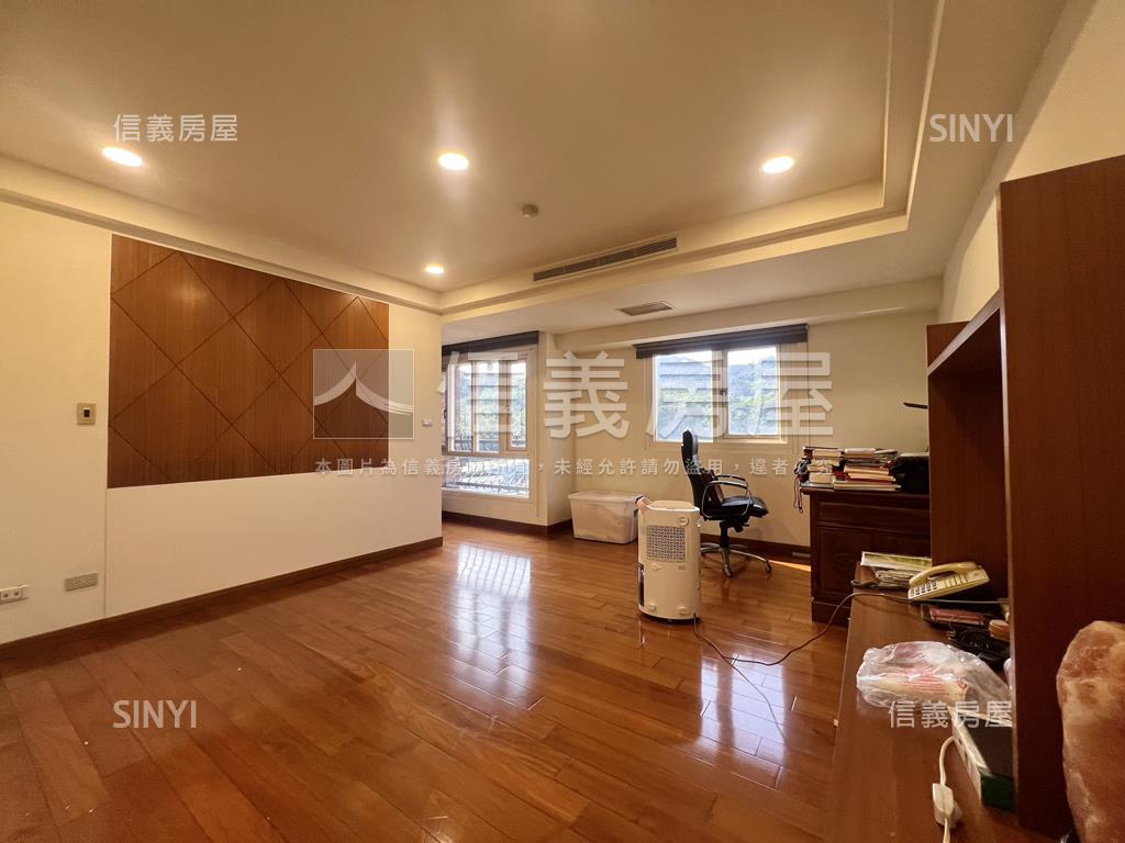 大安尊邸一整層四面環景房屋室內格局與周邊環境