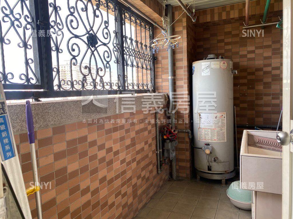 大安尊邸一整層四面環景房屋室內格局與周邊環境