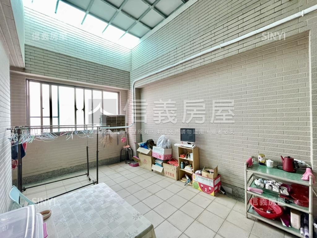 臺邦傳統雙車墅房屋室內格局與周邊環境
