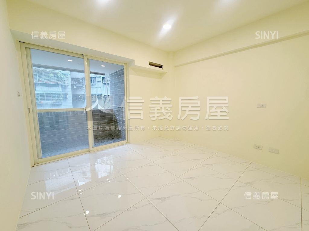 新埔低總價三房稀有釋出房屋室內格局與周邊環境