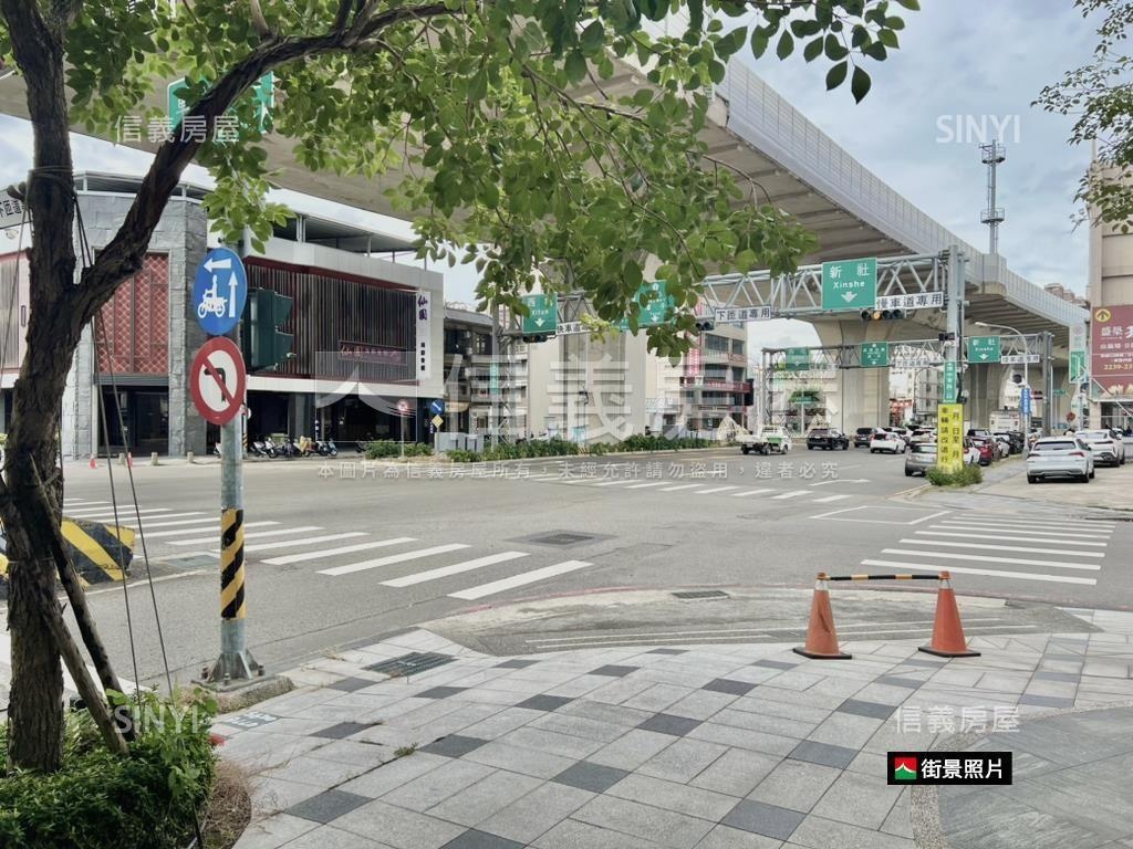 大城十月蜂收三房平車房屋室內格局與周邊環境
