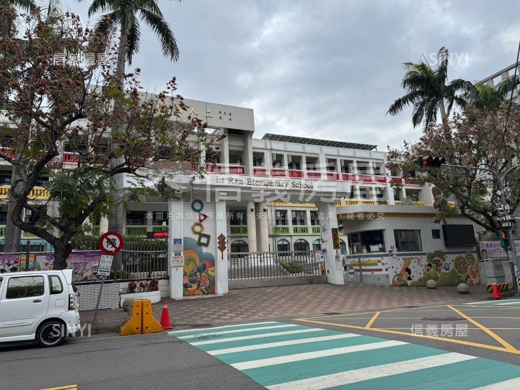 立人學區聚富朗朗１０Ｆ房屋室內格局與周邊環境