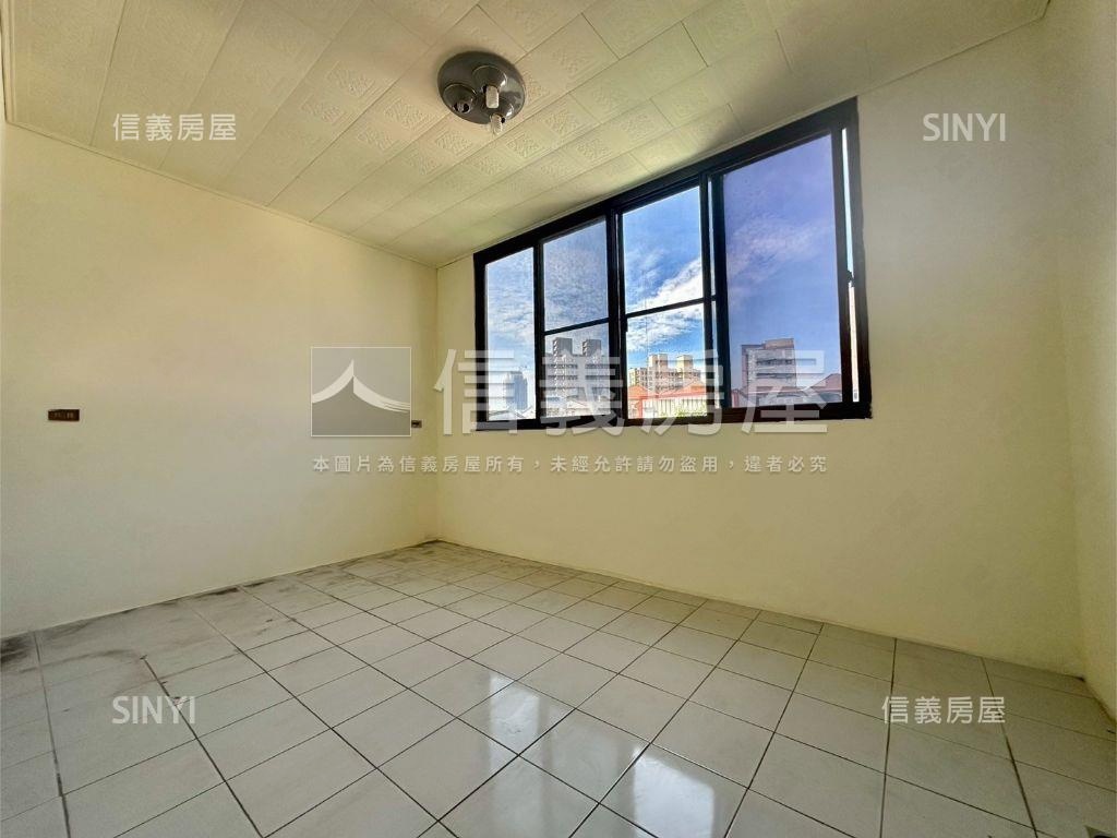 稀有釋出約八米面寬透天房屋室內格局與周邊環境