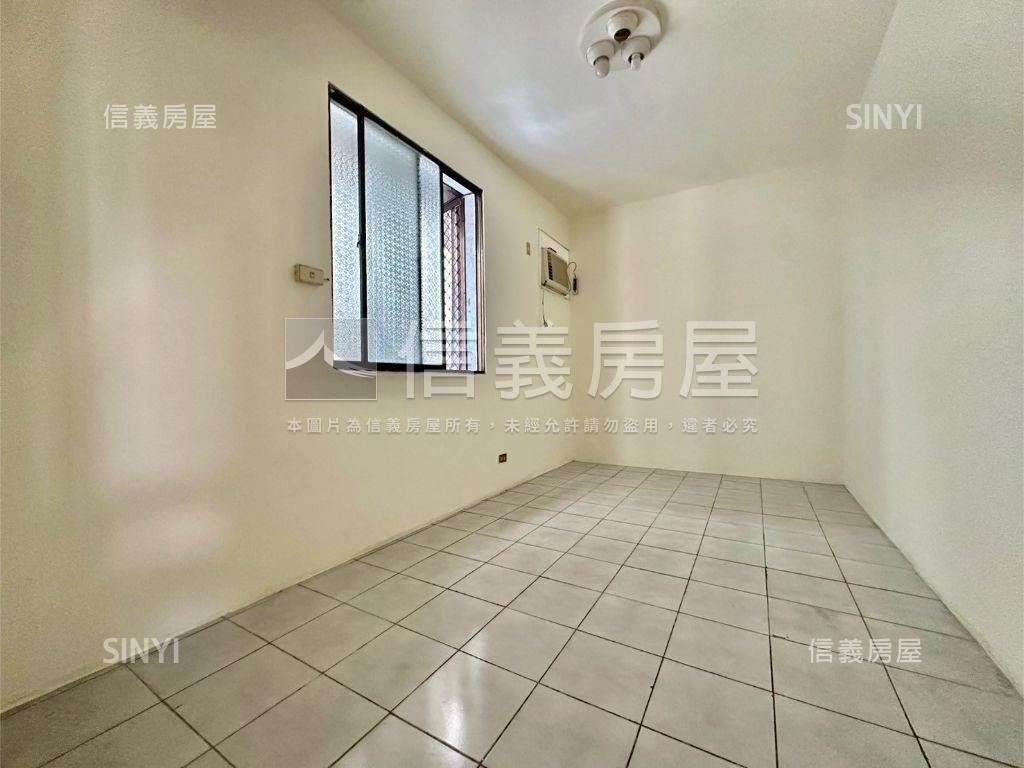 稀有釋出約八米面寬透天房屋室內格局與周邊環境