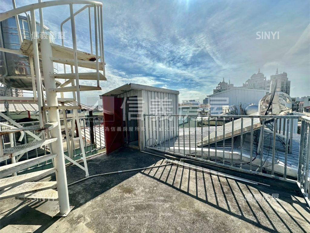 稀有釋出約八米面寬透天房屋室內格局與周邊環境