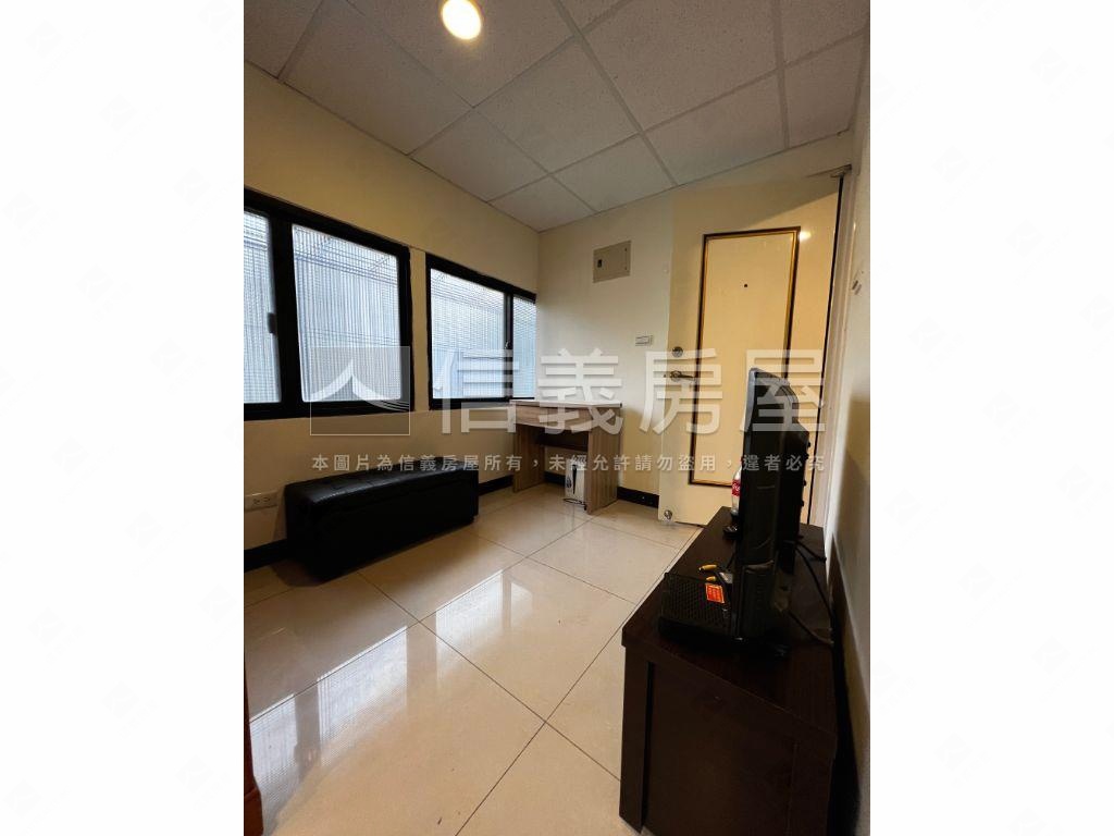 中正國中公寓４樓房屋室內格局與周邊環境