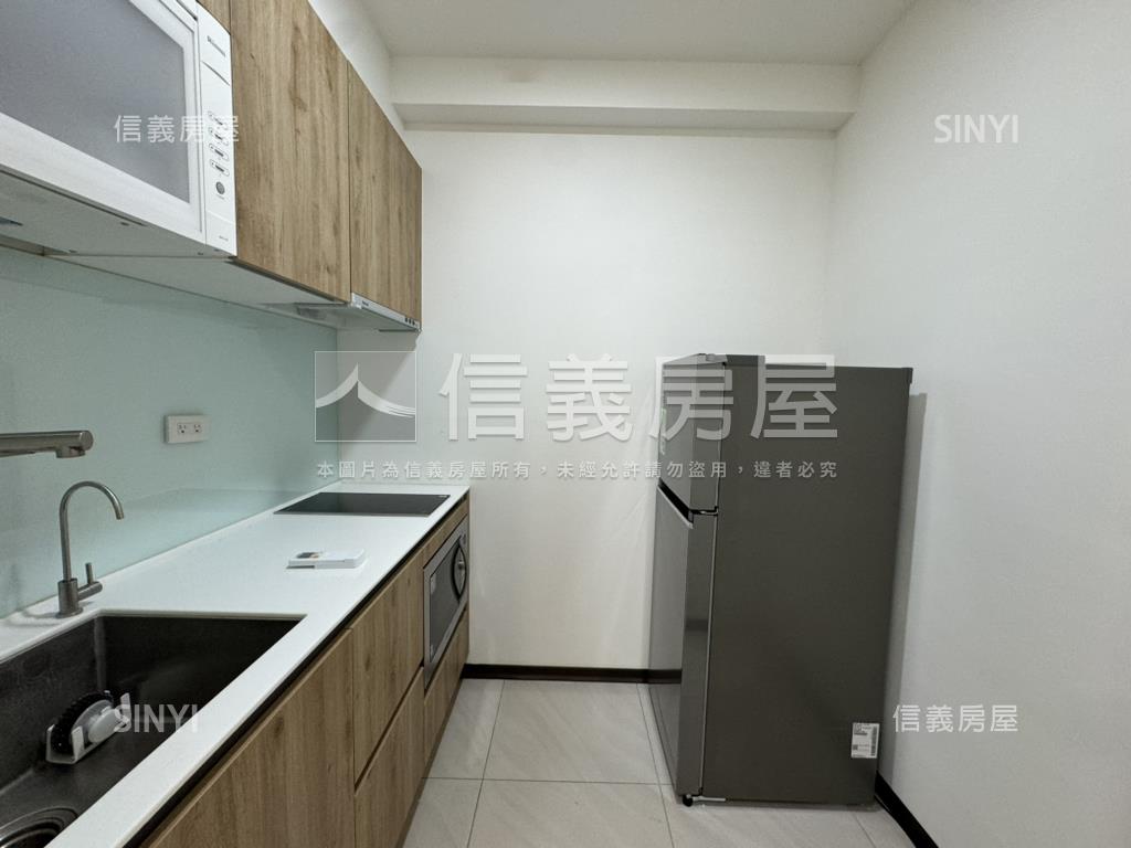 白天鵝小資美宅附平車房屋室內格局與周邊環境