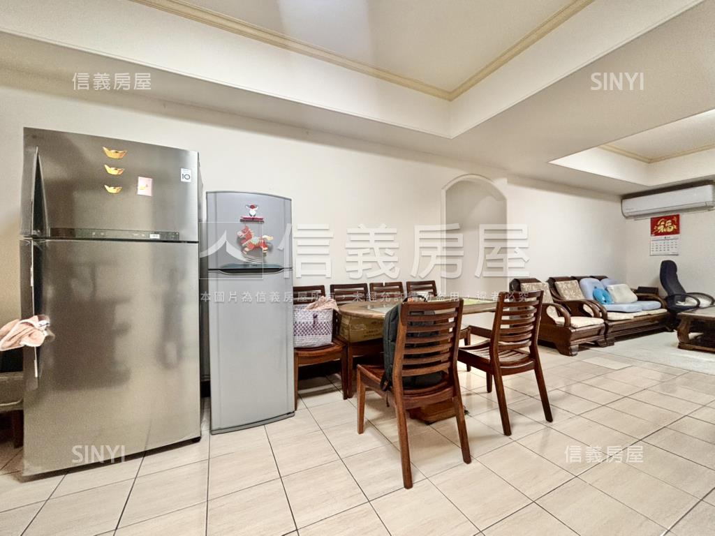 蒼翠欲滴●採光大四房房屋室內格局與周邊環境