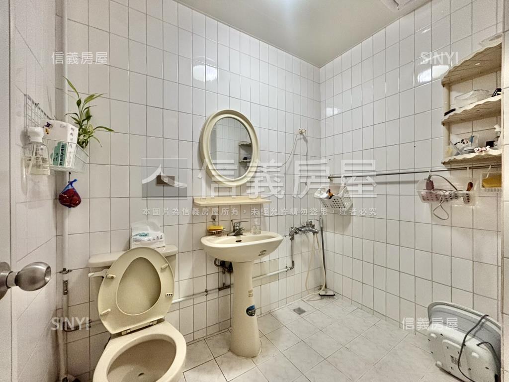 蒼翠欲滴●採光大四房房屋室內格局與周邊環境