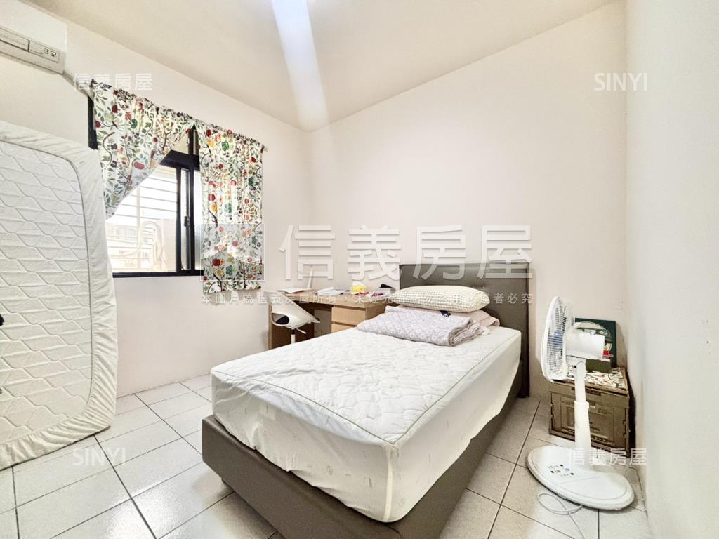 蒼翠欲滴●採光大四房房屋室內格局與周邊環境