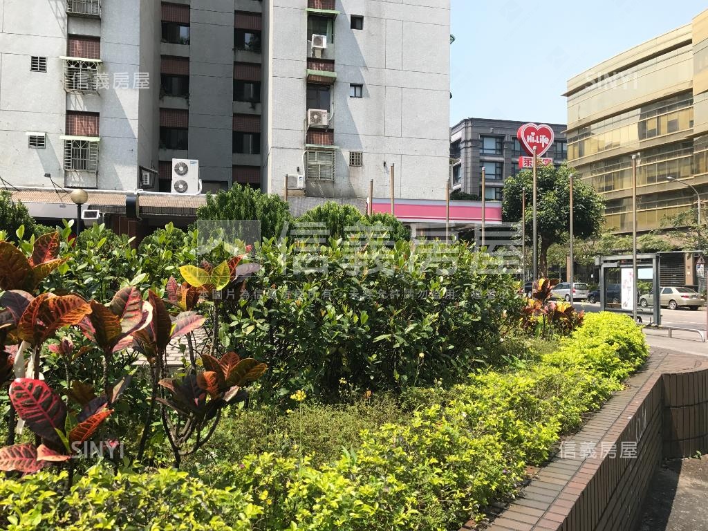 基河大空間面樹海房屋室內格局與周邊環境