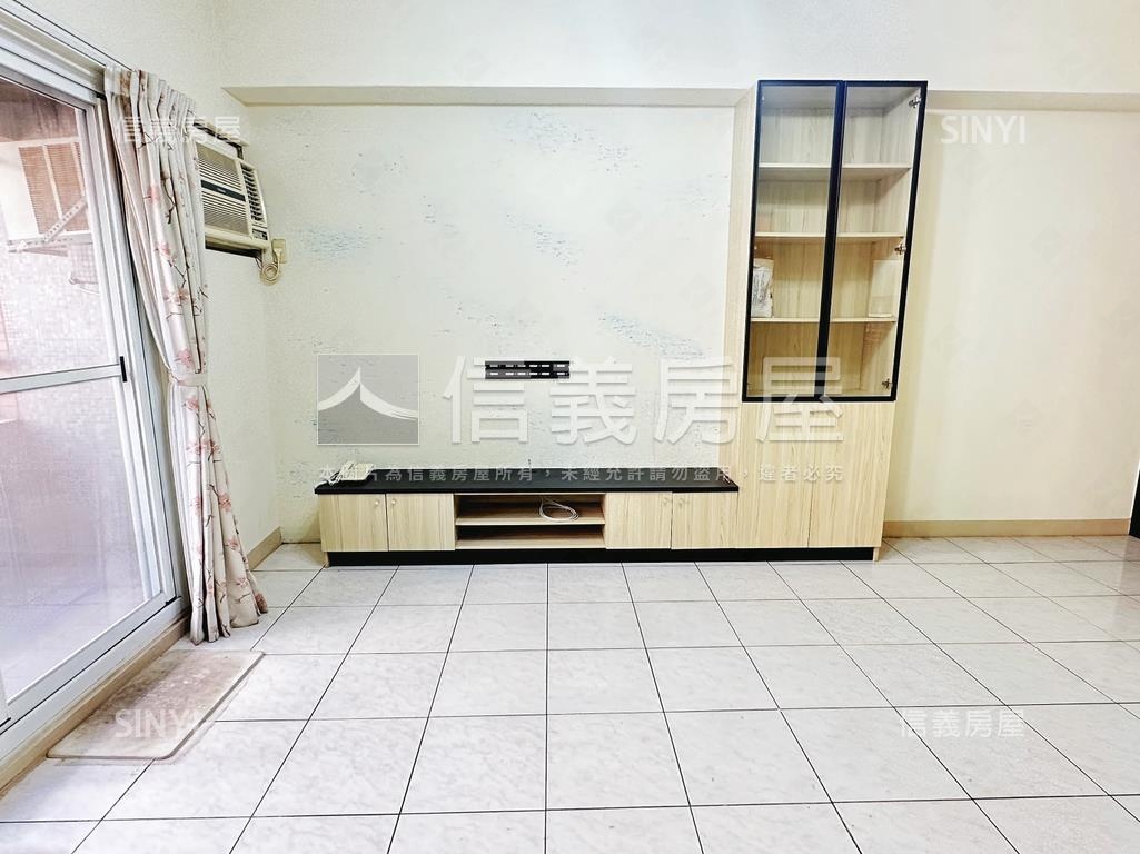 近文山特區優質四房平車房屋室內格局與周邊環境