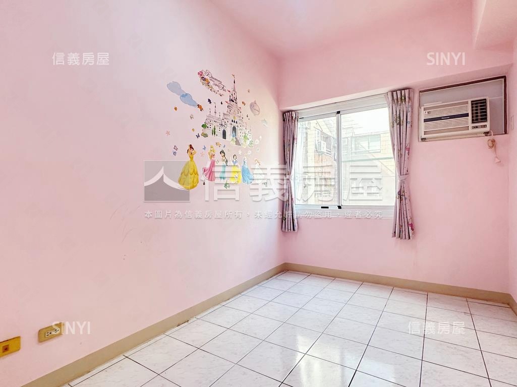 近文山特區優質四房平車房屋室內格局與周邊環境