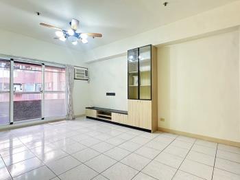 近文山特區優質四房平車