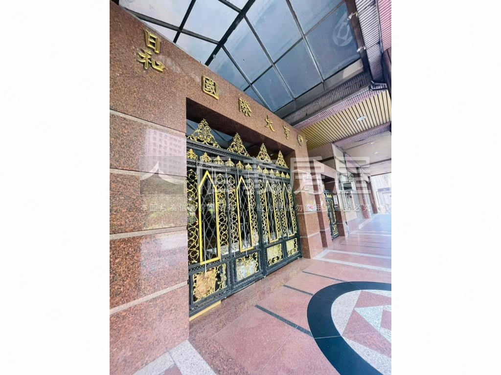 近長榮。高樓邊間套房房屋室內格局與周邊環境