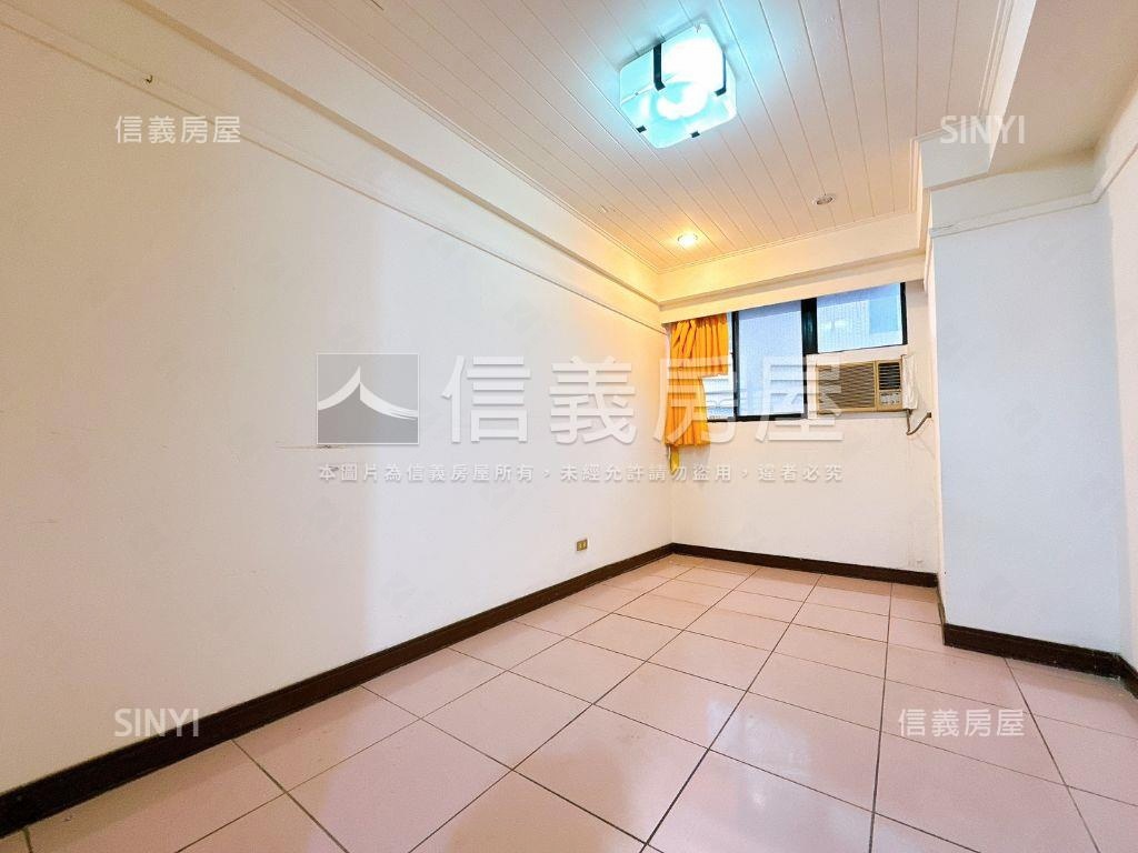 大安站邊間有景觀２房２衛房屋室內格局與周邊環境