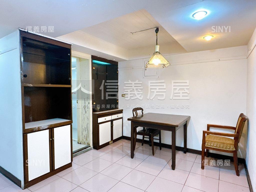 大安站邊間有景觀２房２衛房屋室內格局與周邊環境
