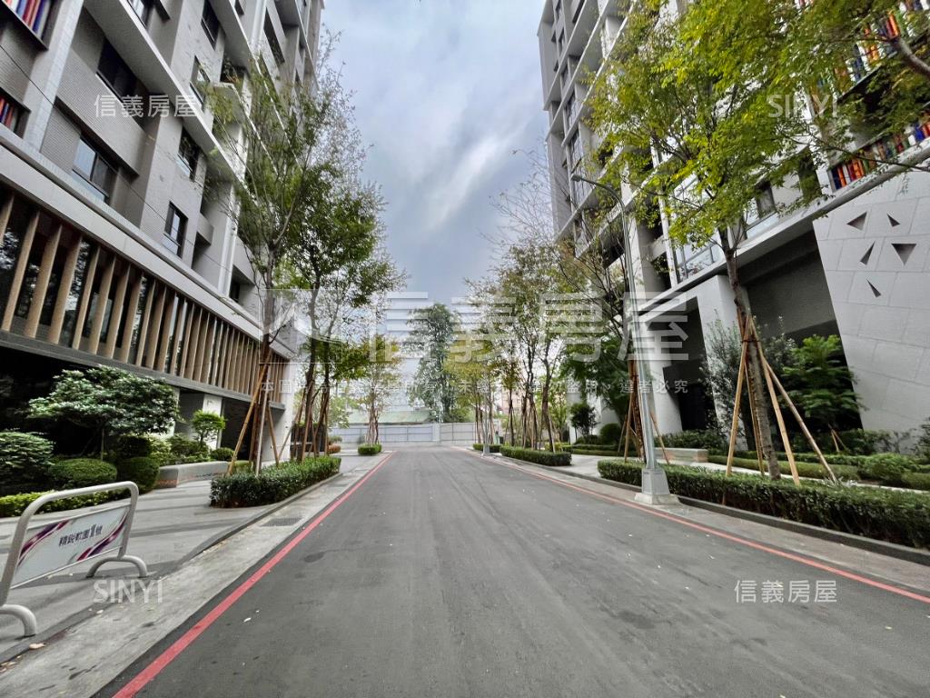 專任精銳兩房平車房屋室內格局與周邊環境