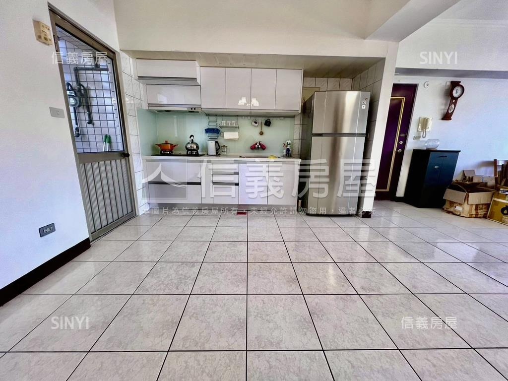 淡江柏園～稀有景觀大戶房屋室內格局與周邊環境