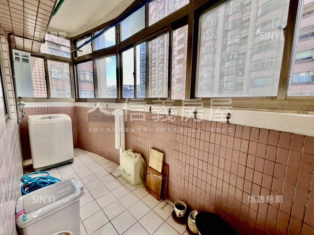 淡江柏園～稀有景觀大戶房屋室內格局與周邊環境