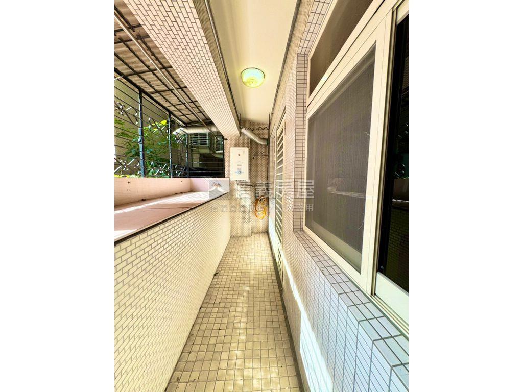 大安捷運站管理四房美廈房屋室內格局與周邊環境