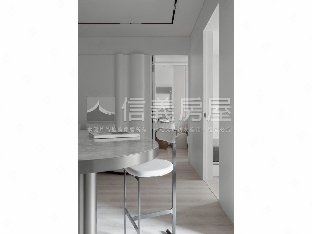 藏景。琉森房屋室內格局與周邊環境